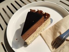 -UNI UNI(环亚凯瑟琳店)