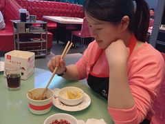 -海底捞火锅(九久奥特莱斯店)