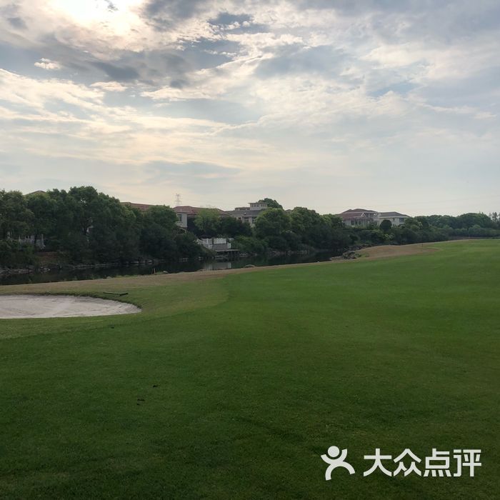 东海高尔夫俱乐部练习场