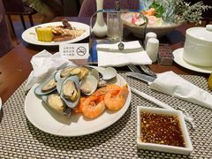 -南湖名都·景湖轩全日制餐厅·海鲜自助·东南亚风味·临湖而食