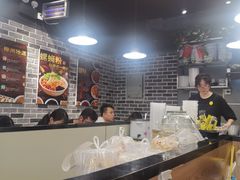 -亚皆老街南宁老友粉·米粉(印象城店)