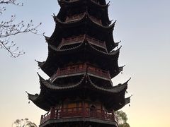 -龙华寺