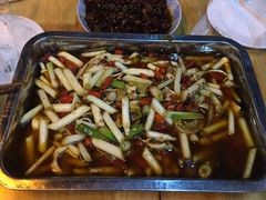 爆炒黄喉-邱金小炒·30 年盐帮江湖菜(自贡店)