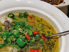 -沪华海鲜大酒楼(南汇店)