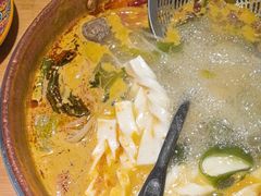 -洱火云南酸菜牛肉火锅(石景山当代商城店)