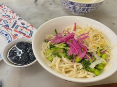 肉丁小碗干炸炸酱面-海碗居(牡丹园店)