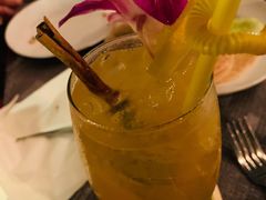 -Dash Teak House