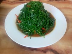 -苏莱特色牛骨滩羊手抓馆(长城东街总店)