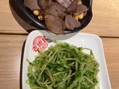 招牌酱牛肉-老班长手工灌汤包老店(东山店)