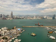 -义顺牛奶公司