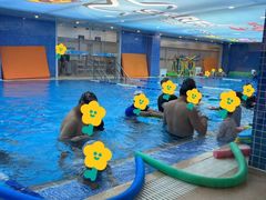 -戊辰亲子游泳俱乐部