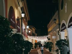 -佛罗伦萨小镇广佛名品奥特莱斯(疏港路店)