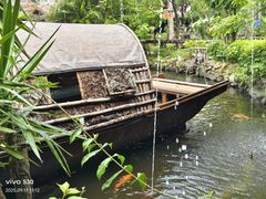 -花溪雨·森林餐厅(石基店)