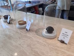 -VERIE BAKEHOUSE