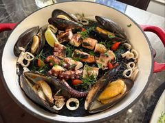 -LESCEDARS Brasserie Bistro香柏树