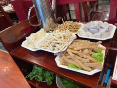 -老来福·非遗酸汤兔(凯旋路店)