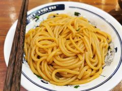 -黑白电视长沙小吃(美林M·LIVE天地东座店)