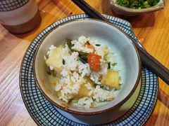 -野山舂·贵州现舂酸汤火锅(鸿通城店)