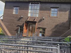 -金山农民画村-枫泾波兰倒置屋