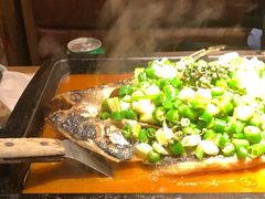 -夯鱼烤鱼·尔滨地标美食(中央商场店)