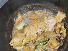 -山妹子铁锅炖