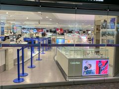 -日上免税行(浦东机场五店)