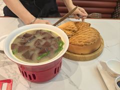 -广府汤语·靓汤·早茶·小粤菜(仁恒梦店)