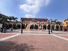 -佛罗伦萨小镇广佛名品奥特莱斯(疏港路店)