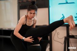 -无界瑜伽普拉提