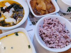 -老乡鸡(上海白玉兰广场店)
