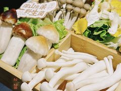 -廖掌柜·重庆鲜货火锅(上海首店)