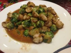 -闯关东东北农家菜(崂山石老人店)