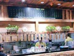 -弄堂咪道-饭香·面香·馄饨香(兴梅店)