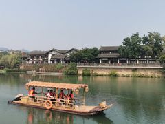 -茅山东方盐湖城景区