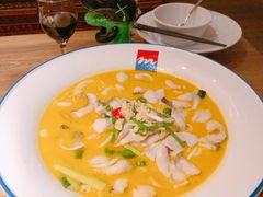 QQ酸汤鱼-蜜桃餐厅·伴山(湖滨商业街店)