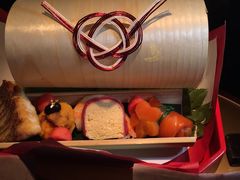 煎鲷鱼、地瓜泥，鹅肝酱虾仁、熏-地球美食剧场