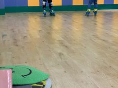 -乐翔轮滑(中庚漫游城店)