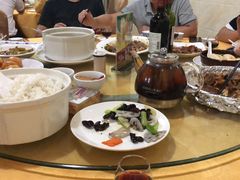 -鲤鱼塘农家山庄