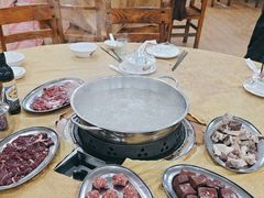-五洞培记山庄·鲜牛肉火锅