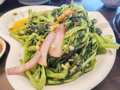 -大头虾越式风味餐厅(光明广场店)