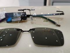 -大明眼镜(金源新燕莎MALL店)