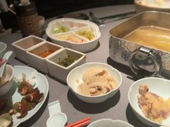 -左庭右院鲜牛肉火锅黑金店(陆家嘴中心店)