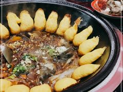 -边江铁锅炖鱼(振八街店)