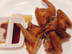 招牌红烧乳鸽-太平馆西餐厅(北京路店)