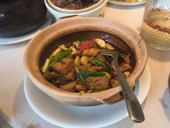 -八府香鸭·啫啫煲(华山路店)