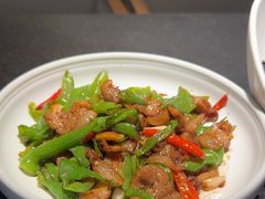 -万重锦·人文川菜馆(骡马市店)