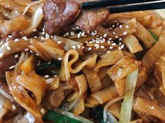 干炒牛河-明腾壹间茶餐厅(新都会花园广场店)