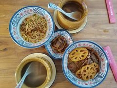 全频道拌粉-万方圆拌粉瓦罐汤(滕王阁旗舰店)