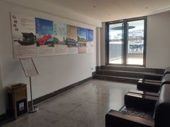 -忆江南酒店(交通大学咸宁路地铁站店)
