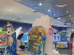 -反斗乐园π·电玩·高空拓展·蹦床(龙华天虹店)